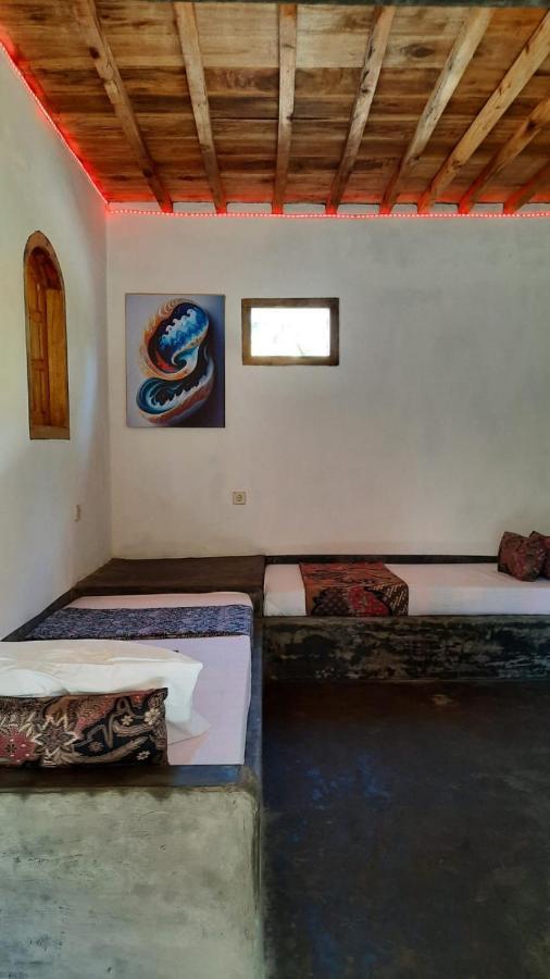 Rumah Nalu Surf Camp Krui Exteriér fotografie