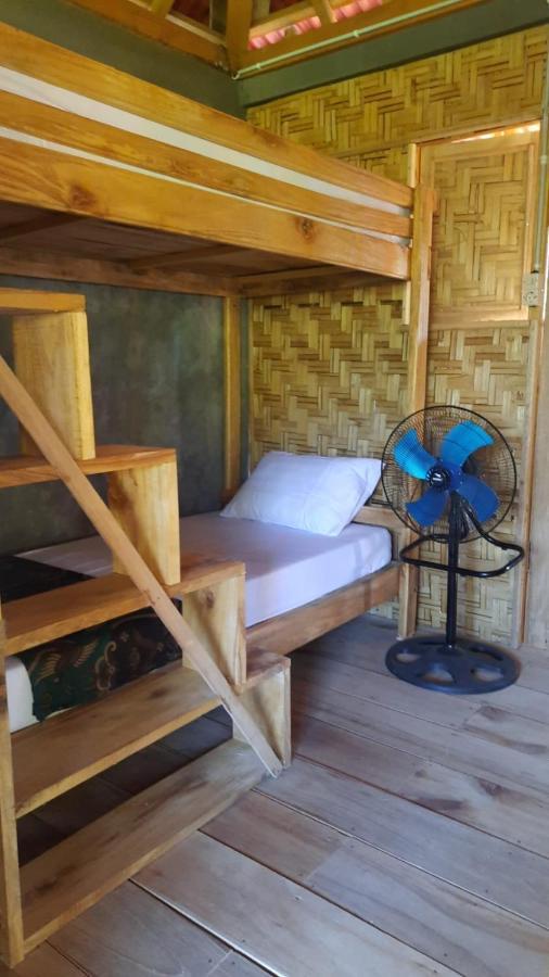 Rumah Nalu Surf Camp Krui Exteriér fotografie